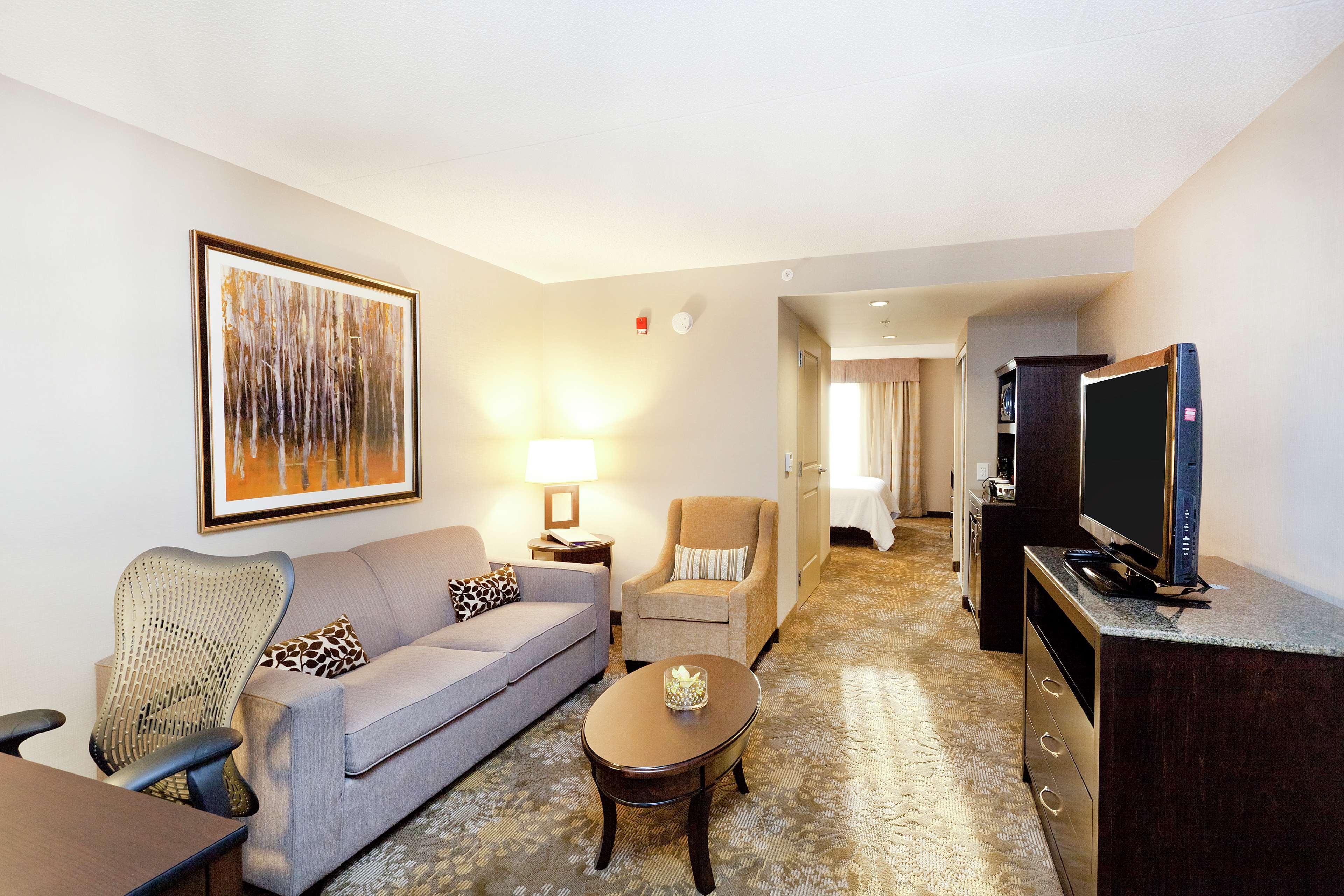 Hilton Garden Inn Toronto/Brampton Room photo