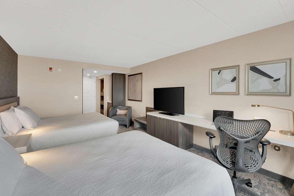 Hilton Garden Inn Toronto/Brampton Room photo